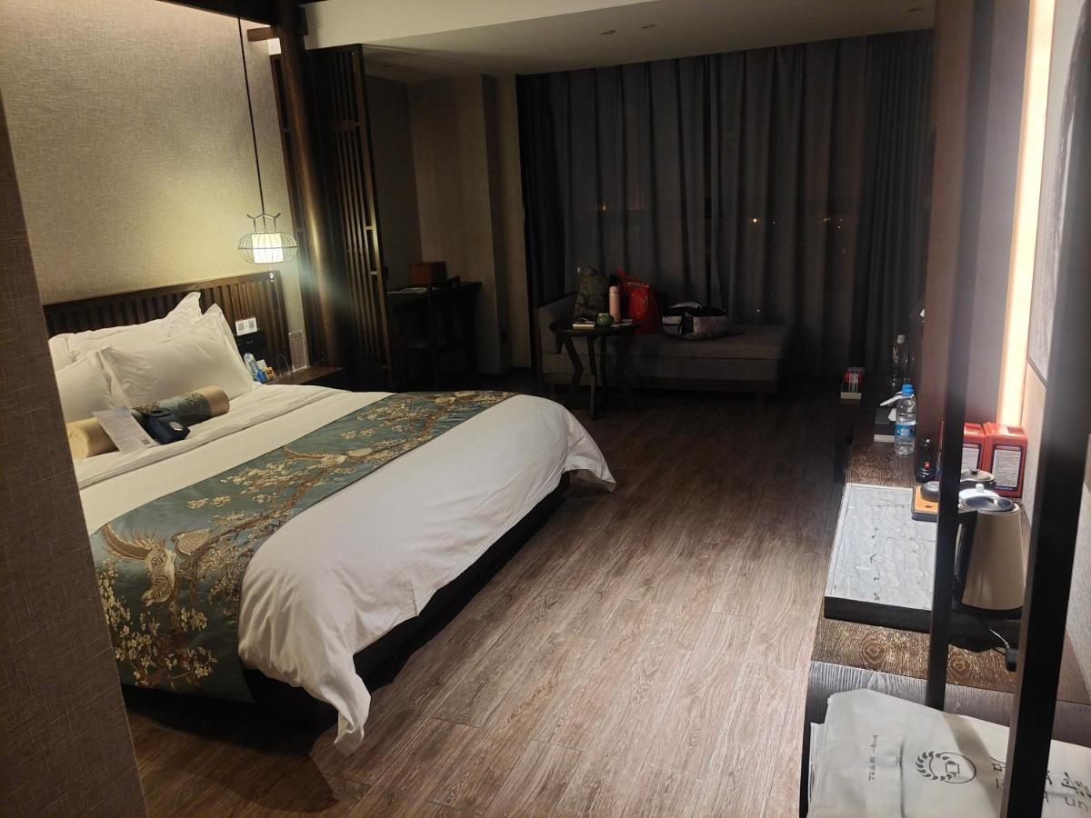 مانيلا Marbella Express Hotel المظهر الخارجي الصورة